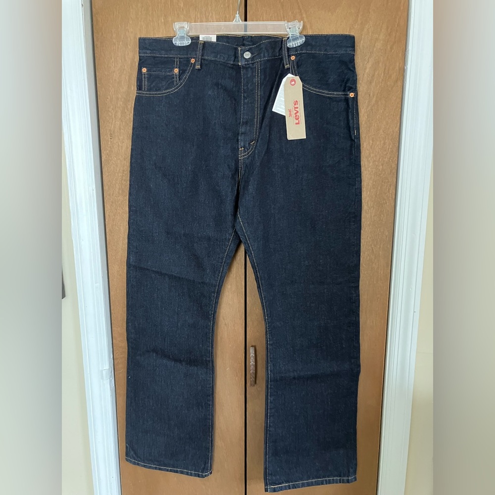 NWT Men’s Levi Bootcut Jeans